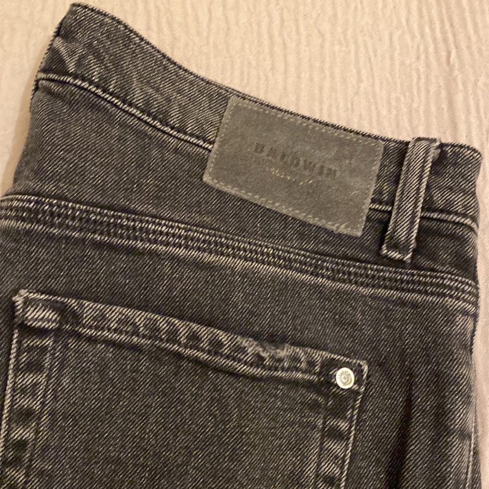 Baldwin Men's Dark Slim Jeans. Size 32 - Picture 10 of 10